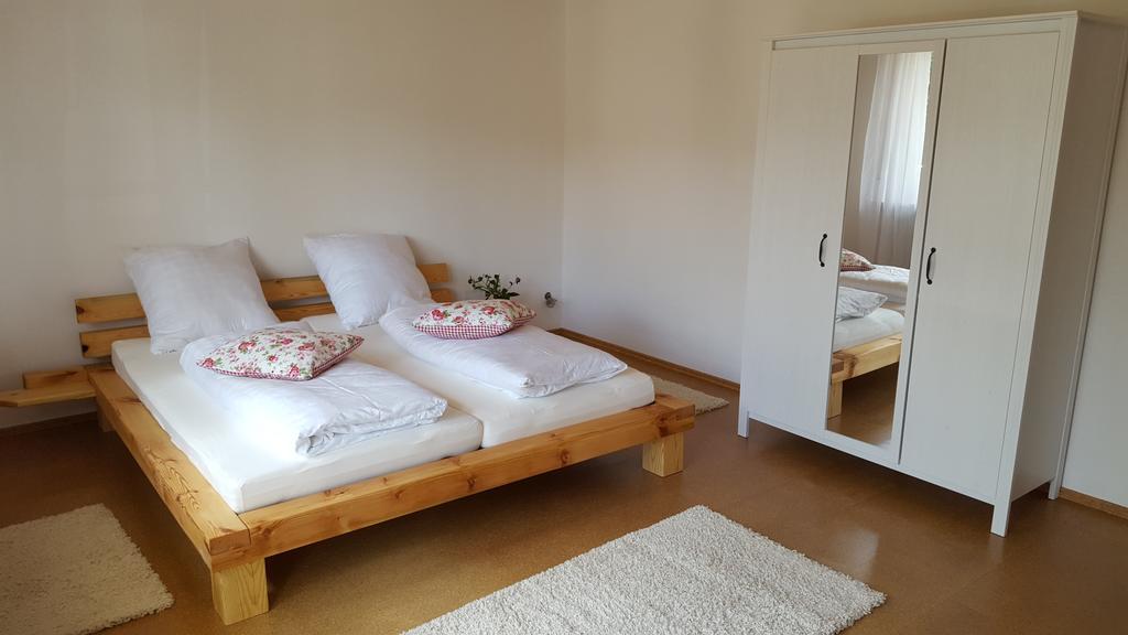 & Gaestezimmer Rixner Apartment *